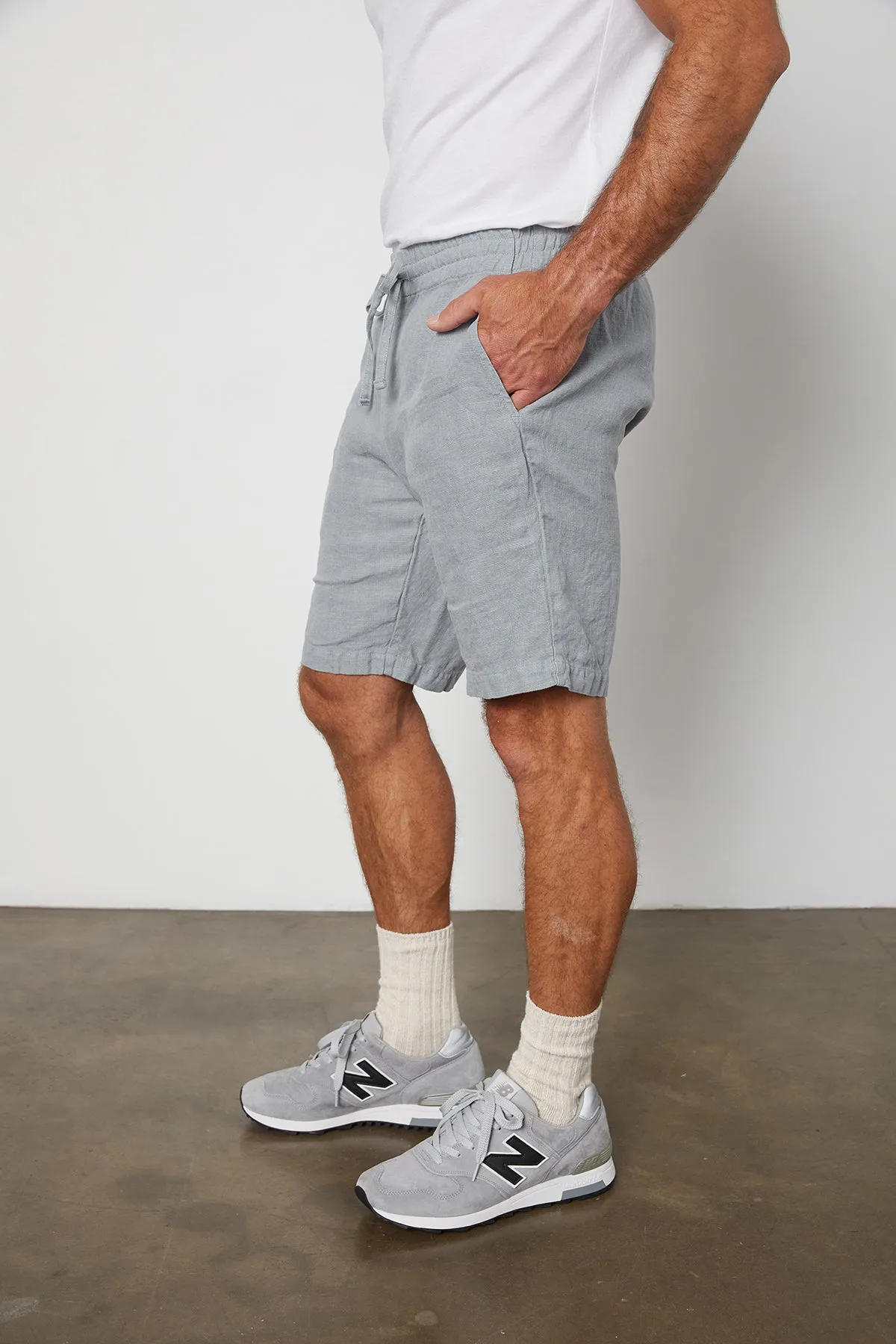 JONATHAN LINEN DRAWSTRING SHORT